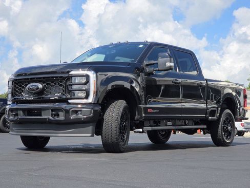 New 2026 Ford F350 Lariat w/ Black Appearance Package AWD/4WD image 16