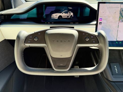 Used 2022 Tesla Model X Plaid AWD/4WD image 13