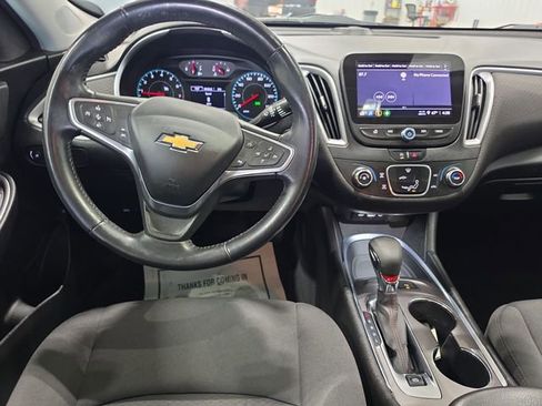 Used 2022 Chevrolet Malibu RS FWD image 10