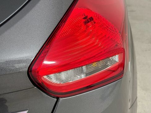 Used 2015 Ford Focus ST FWD image 29