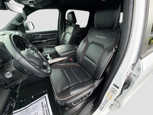 Used 2023 RAM 1500 Laramie AWD/4WD image 23