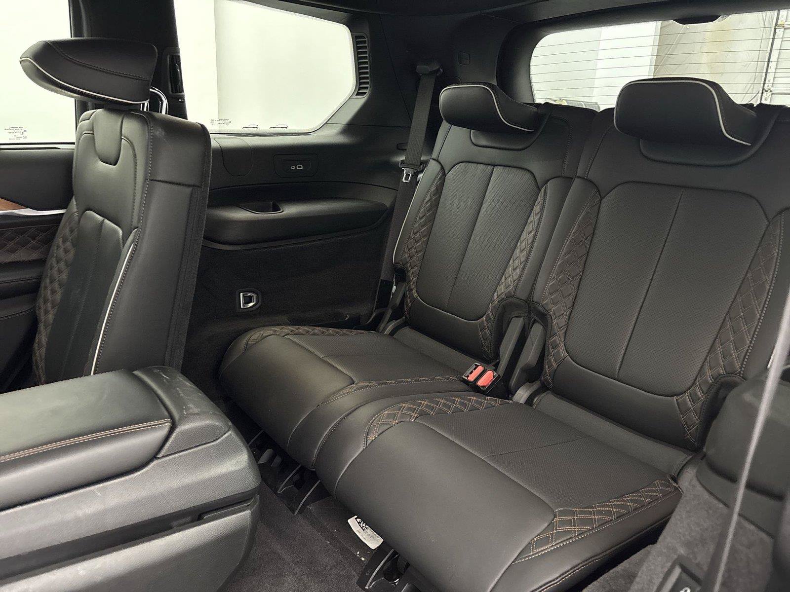 Used 2021 Jeep Grand Cherokee L Summit AWD/4WD image 30