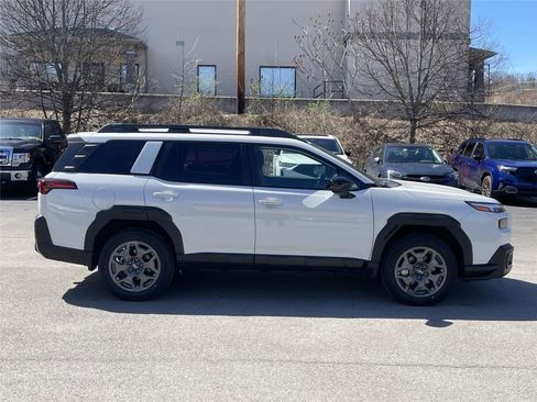 Used 2026 Subaru Outback Premium image 6