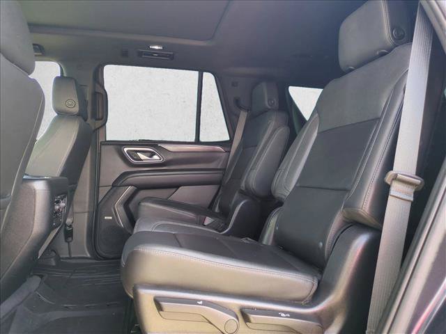 Used 2022 Chevrolet Tahoe Z71 w/ Luxury Package AWD/4WD image 18