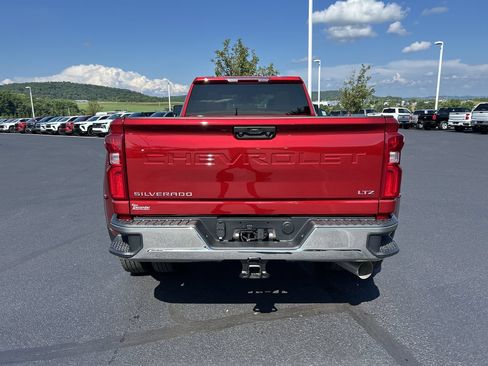 New 2026 Chevrolet Silverado 3500 LTZ w/ LTZ Convenience Package AWD/4WD image 6