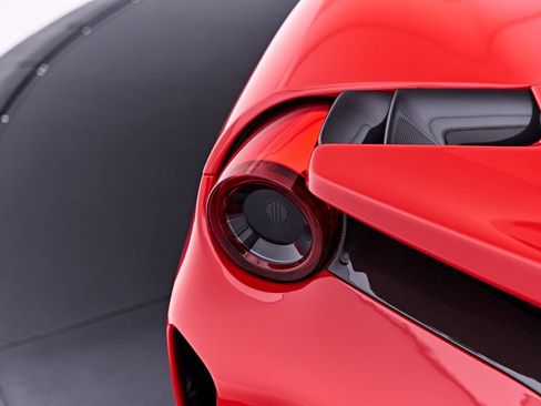 Used 2020 Ferrari 488 Pista Coupe RWD image 37