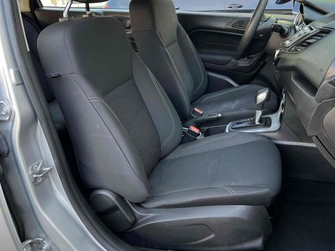 Used 2019 Ford Fiesta SE image 29