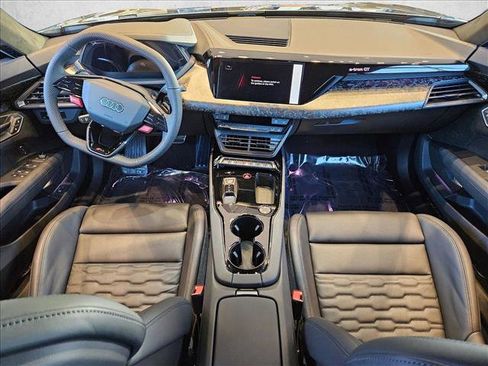 New 2026 Audi RS e-tron GT performance image 12