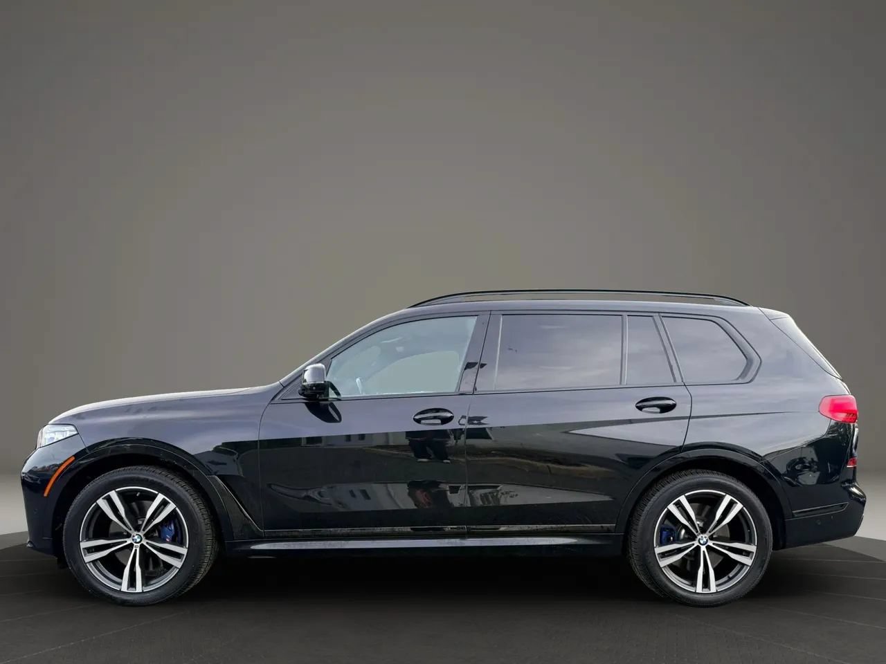 Used 2021 BMW X7 M50i AWD/4WD image 8