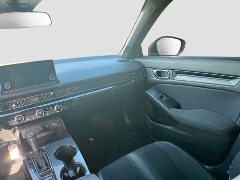 Used 2025 Honda Civic Sport image 22