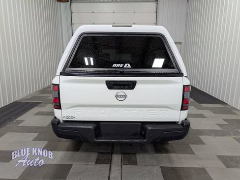 Used 2024 Nissan Frontier S w/ Technology Package RWD image 3