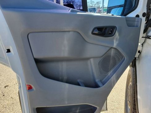 Used 2018 Ford Transit 250 130 Low Roof image 13