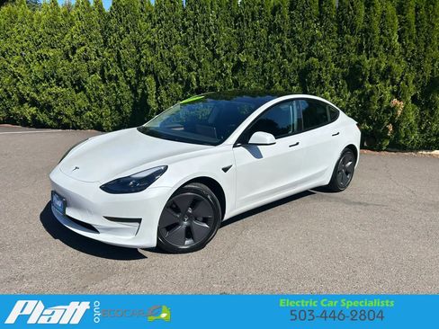 Used 2023 Tesla Model 3 Standard Range RWD image 2