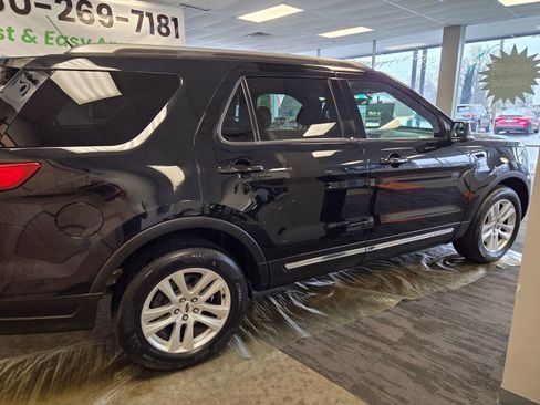 Used 2018 Ford Explorer XLT w/ Equipment Group 201A image 17