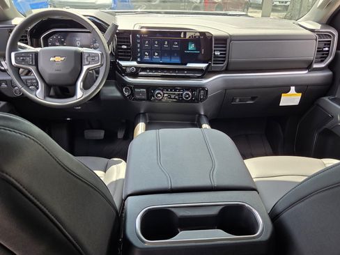 New 2026 Chevrolet Silverado 2500 LT w/ All Star Edition AWD/4WD image 19