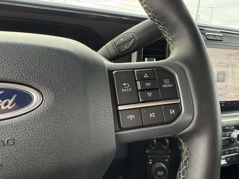 Used 2025 Ford F450 Lariat w/ FX4 Off-Road Package image 18