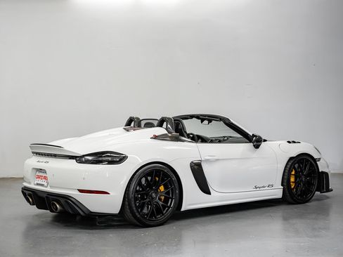 Used 2024 Porsche 718 Boxster Spyder RS RWD image 3