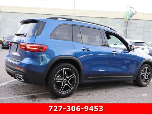 Used 2024 Mercedes-Benz GLB 250 image 10