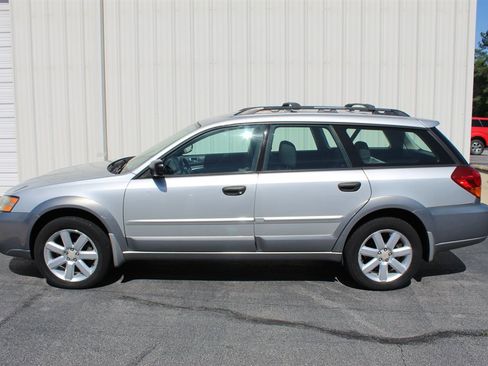 Used 2006 Subaru Outback 2.5i AWD/4WD image 5