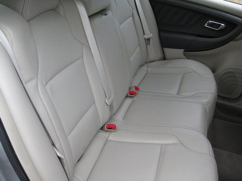 Used 2011 Ford Taurus SEL w/ 201A Rapid Spec Order Code image 27