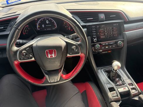 Used 2019 Honda Civic Type R image 18