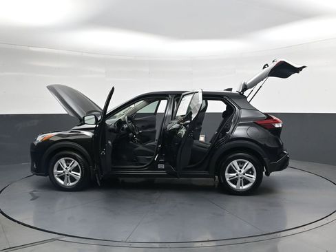 Certified 2025 Nissan Kicks Play S FWD image 50