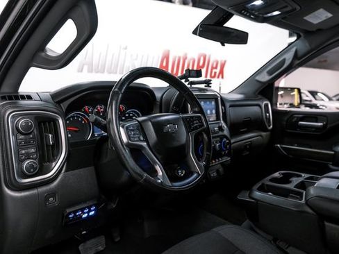 Used 2019 Chevrolet Silverado 1500 LT Trail Boss w/ Convenience Package image 3