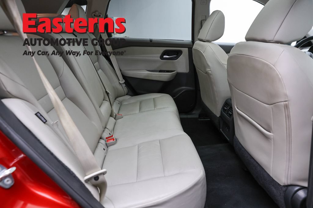 Used 2023 Nissan Rogue SV w/ SV Premium Package AWD/4WD image 25
