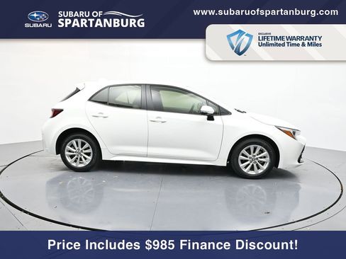 Used 2024 Toyota Corolla SE image 8