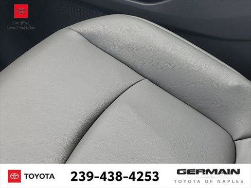 Certified 2022 Toyota Sienna XLE FWD image 30