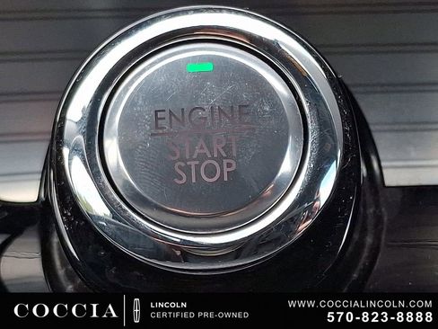 Certified 2022 Lincoln Corsair AWD w/ Equipment Group 101A image 23