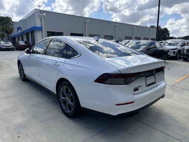 Certified 2023 Honda Accord EX image 5