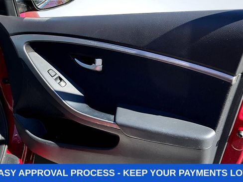 Used 2016 Hyundai Elantra GT FWD image 30