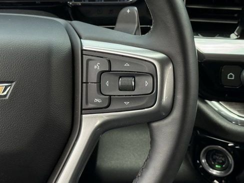 Used 2023 Chevrolet Silverado 1500 LTZ AWD/4WD image 18
