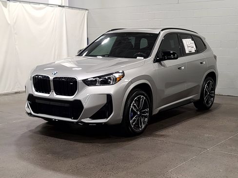 Used 2026 BMW X1 M35i w/ Convenience Package AWD/4WD image 3