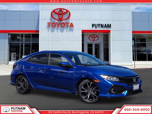 Used 2018 Honda Civic Sport image 1