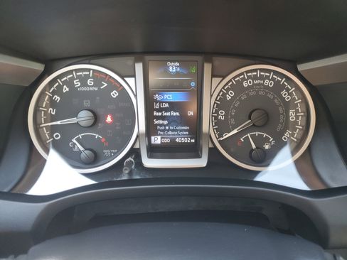 Used 2023 Toyota Tacoma SR5 AWD/4WD image 22