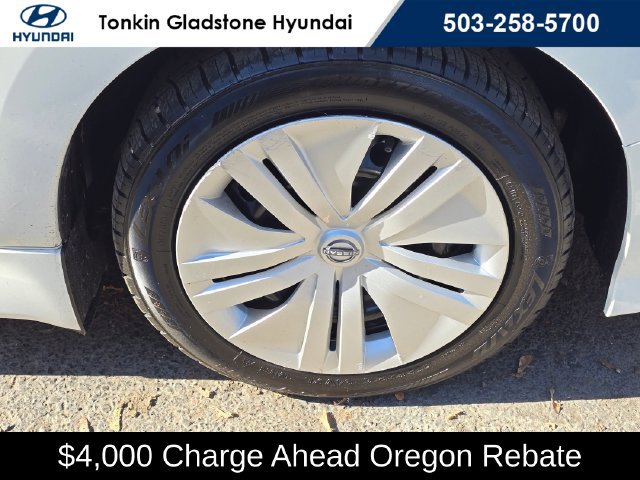 Used 2025 Nissan Leaf S FWD image 9