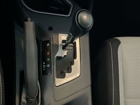 Used 2018 Toyota RAV4 XLE w/ Plus Extra Value Package image 19