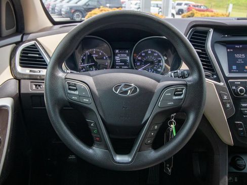 Used 2017 Hyundai Santa Fe Sport FWD image 24