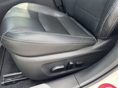 Used 2019 Nissan Altima 2.5 Platinum FWD image 19