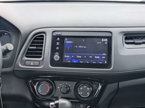 Used 2019 Honda HR-V Sport image 18