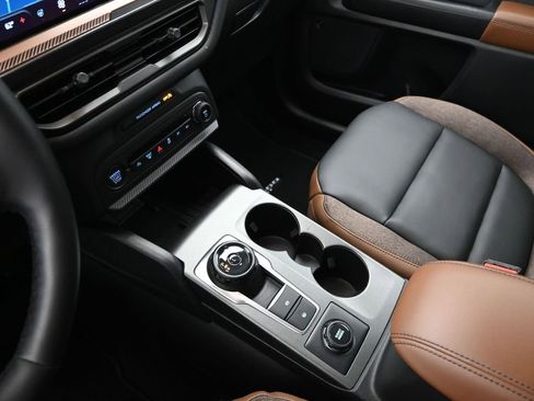 Certified 2025 Ford Bronco Sport Outer Banks w/ Outer Banks Tech Package+ image 22