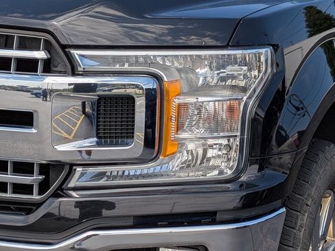 Used 2018 Ford F150 XLT w/ Equipment Group 301A Mid AWD/4WD image 10