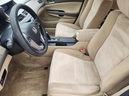 Used 2010 Honda Accord LX-P image 14