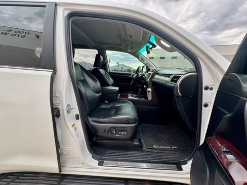 Used 2010 Lexus GX 460 w/ Convenience Pkg AWD/4WD image 12
