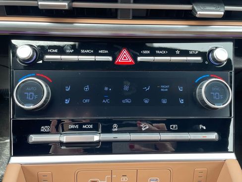 New 2026 Hyundai Santa Fe Calligraphy FWD image 16