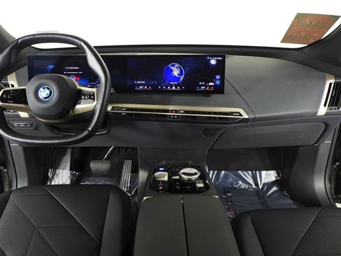 Certified 2024 BMW iX xDrive50 w/ Premium Package AWD/4WD image 24