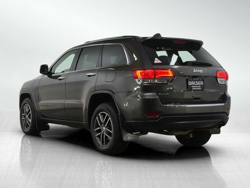 Used 2018 Jeep Grand Cherokee Limited image 3