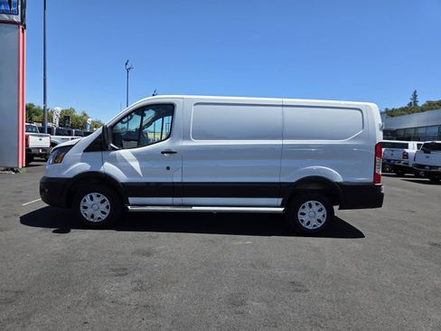 Used 2025 Ford Transit 250 Low Roof w/ Exterior Upgrade Package RWD image 8